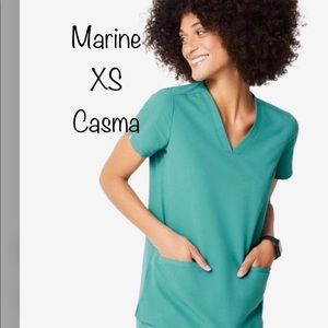 Figs marine casma scrub top